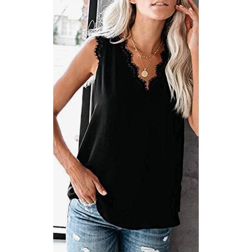 NWT Harhay (S) Black Lace Trim Sleeveless Top
